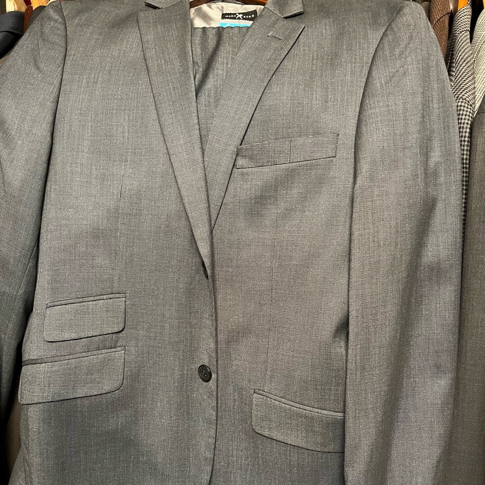 NEW Mark Ecko very handsome trim fit designer suit